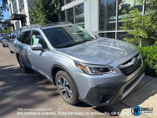 Ice Silver Metallic 2021 Subaru Outback Limited XT