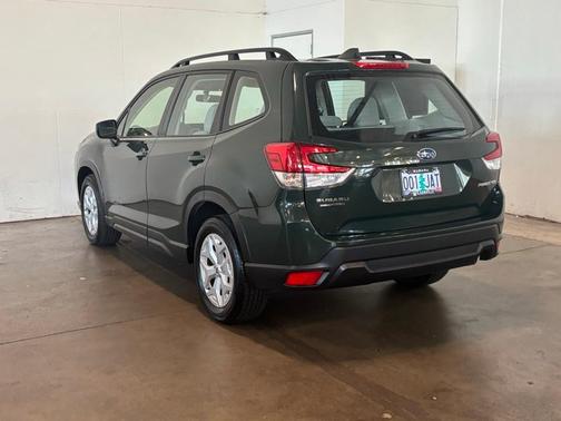 2022 Subaru Forester Base (CVT)