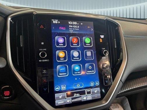 Crystal White Pearl 2024 Subaru Ascent Premium