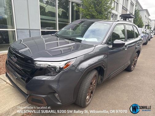 Magnetite Gray Metallic 2025 Subaru Forester Sport