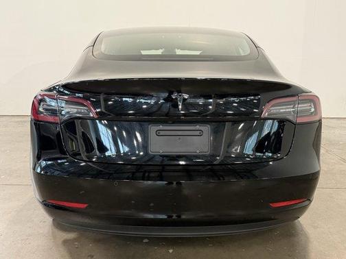 2022 Tesla Model 3 Base