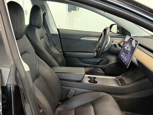 2022 Tesla Model 3 Base