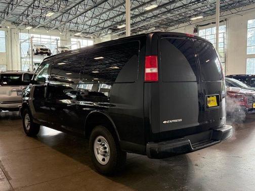 2017 Chevrolet Express 2500 Work Van