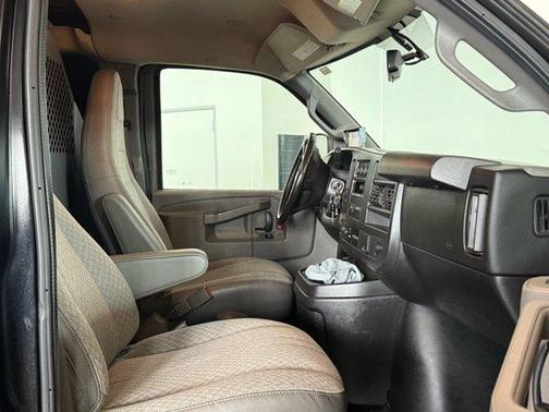 2017 Chevrolet Express 2500 Work Van