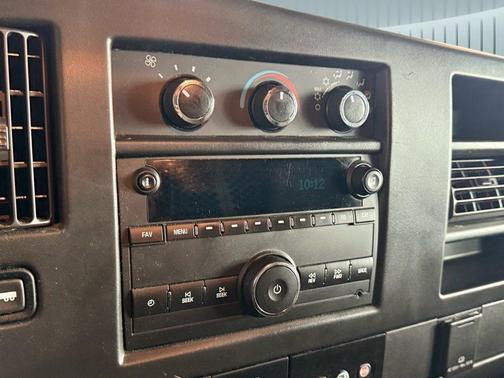 2017 Chevrolet Express 2500 Work Van