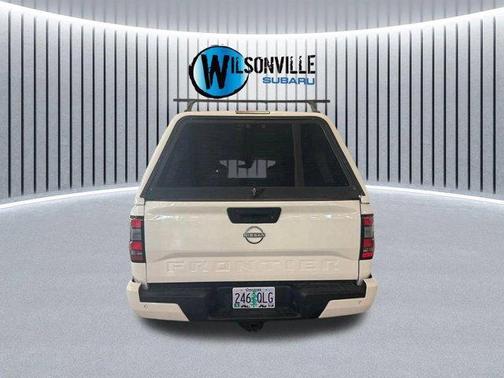 Glacier White 2022 Nissan Frontier SV