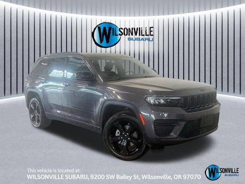 Metallic 2024 Jeep Grand Cherokee Laredo