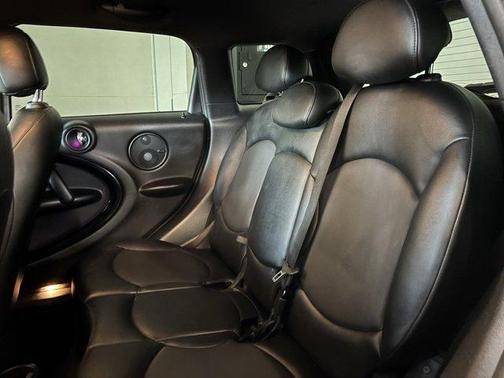 2016 MINI Countryman Cooper