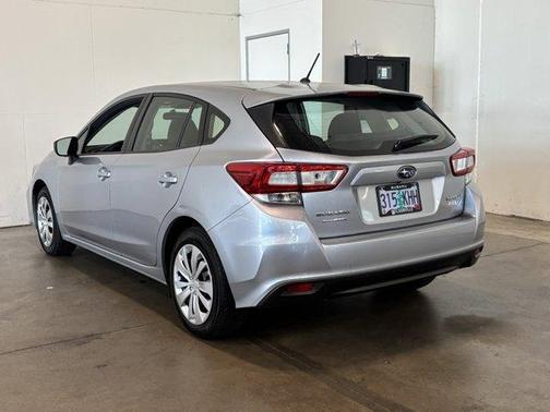 2017 Subaru Impreza 2.0i