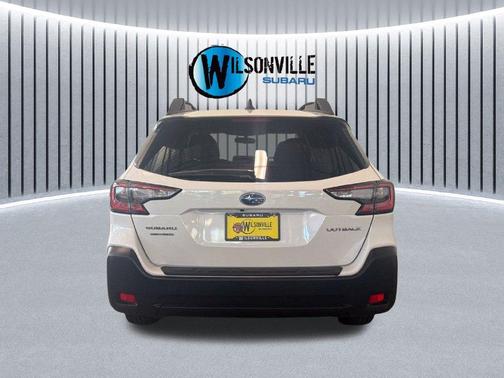 Crystal White Pearl 2025 Subaru Outback Premium