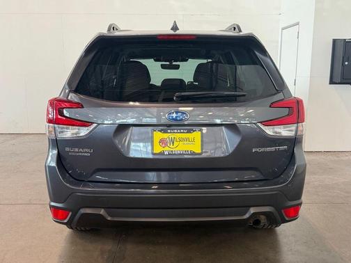 Magnetite Gray Metallic 2023 Subaru Forester Premium