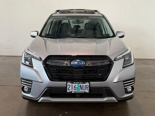 Ice Silver Metallic 2022 Subaru Forester Touring