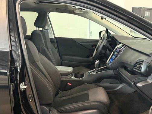 Crystal Black Silica 2025 Subaru Outback Premium
