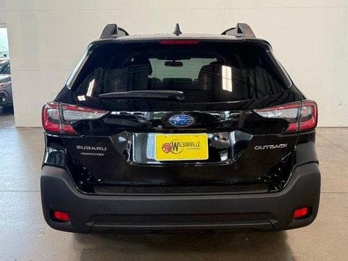 Crystal Black Silica 2025 Subaru Outback Premium