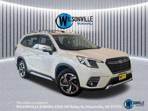Crystal White Pearl 2023 Subaru Forester Touring