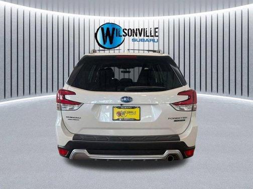 Crystal White Pearl 2023 Subaru Forester Touring