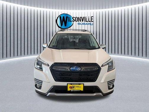 Crystal White Pearl 2023 Subaru Forester Touring