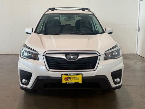Crystal White Pearl 2021 Subaru Forester Premium