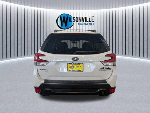 Crystal White Pearl 2021 Subaru Forester Premium