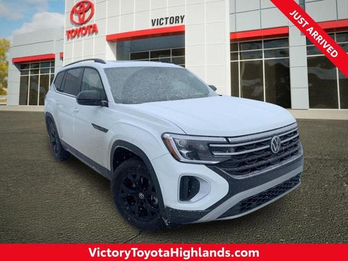 2025 Volkswagen Atlas 2.0T Peak Edition