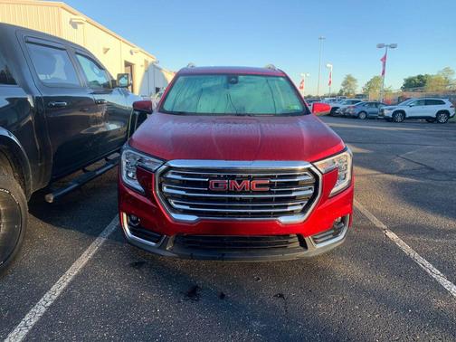 2022 GMC Terrain SLT
