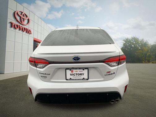 2024 Toyota Corolla Hybrid SE
