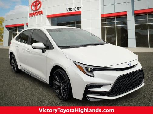 2024 Toyota Corolla Hybrid SE