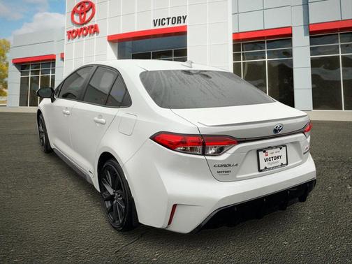 2024 Toyota Corolla Hybrid SE