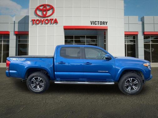 Blazing Blue 2017 Toyota Tacoma TRD Sport
