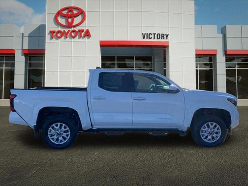 Ice 2026 Toyota Tacoma SR5