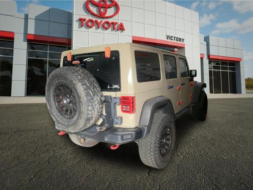 Granite Crystal Metallic Clearcoat 2017 Jeep Wrangler Unlimited Rubicon