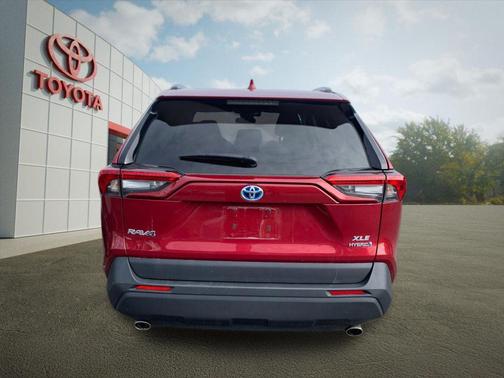 Ruby Flare Pearl 2021 Toyota RAV4 Hybrid XLE