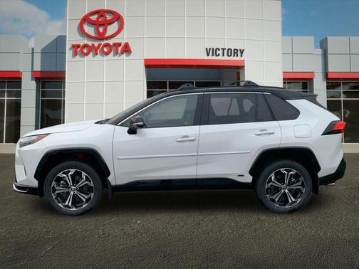 2025 Toyota RAV4 Hybrid SE