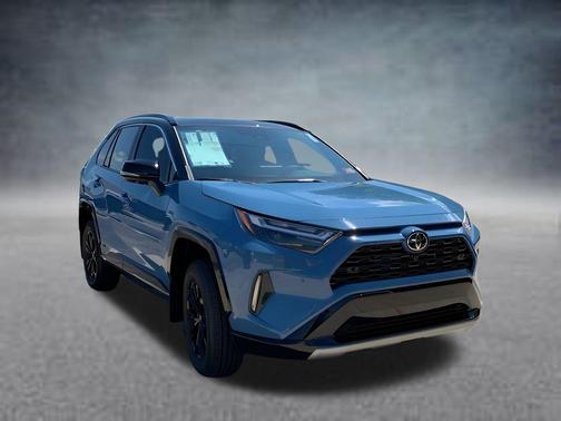 2025 Toyota RAV4 Hybrid SE