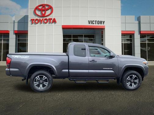 2019 Toyota Tacoma SR