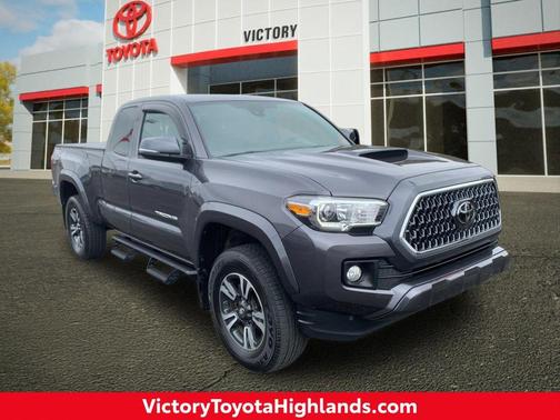 2019 Toyota Tacoma SR