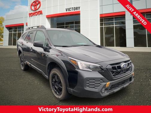 Crystal Black Silica 2025 Subaru Outback Wilderness