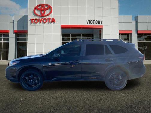 Crystal Black Silica 2025 Subaru Outback Wilderness