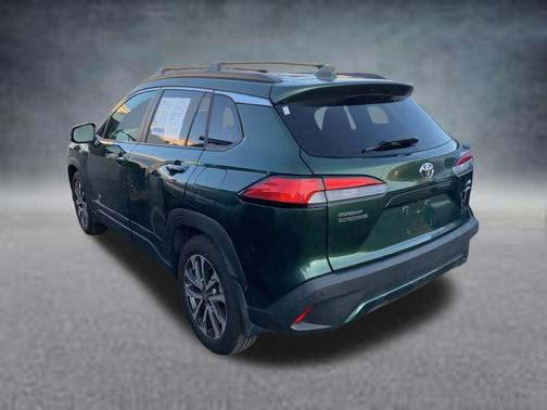 2022 Toyota Corolla Cross XLE