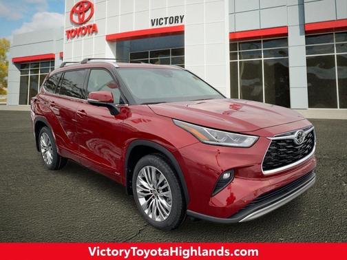 2026 Toyota Highlander Hybrid Platinum