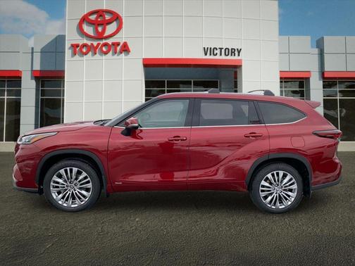 2026 Toyota Highlander Hybrid Platinum