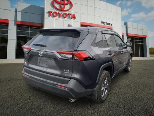 Magnetic Gray Metallic 2025 Toyota RAV4 XLE