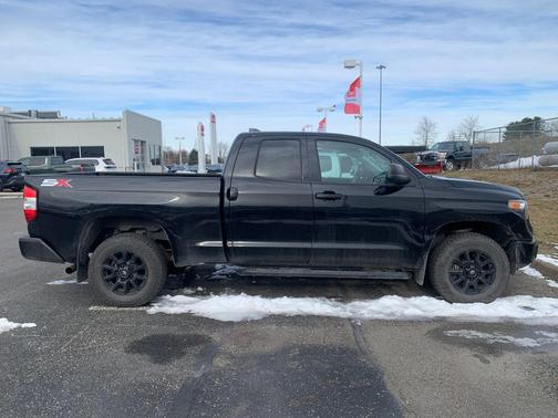 2020 Toyota Tundra SR5