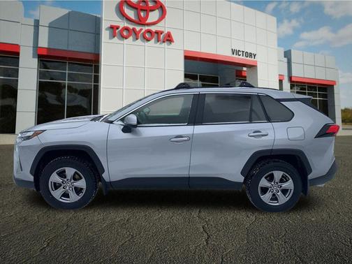 2023 Toyota RAV4 Hybrid LE