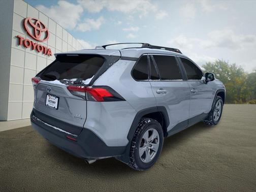 2023 Toyota RAV4 Hybrid LE