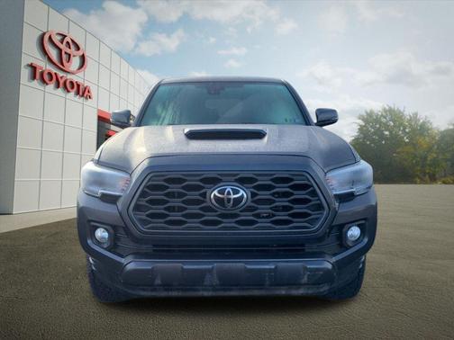 2020 Toyota Tacoma TRD Sport