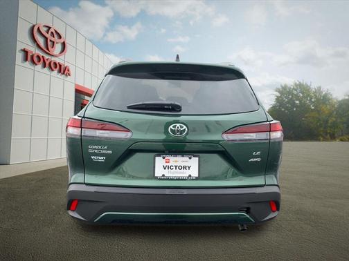 2026 Toyota Corolla Cross LE