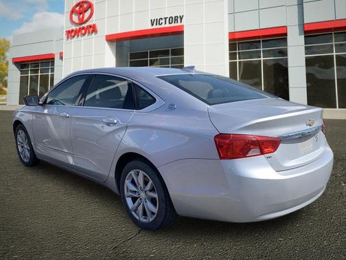 Silver Ice Metallic 2017 Chevrolet Impala 1LT