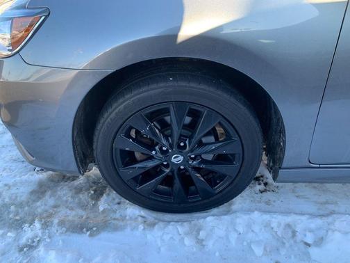 2017 Nissan Sentra SR