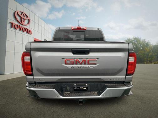 2023 GMC Canyon Denali